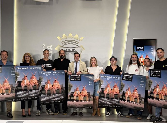 Presentación de Choquerat en el Ayuntamiento de Huelva.