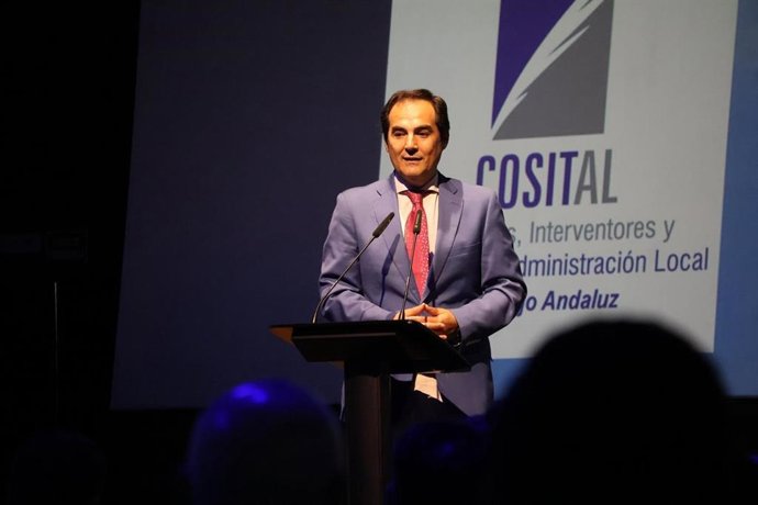 José Antonio Nieto en el VIII Congreso del Consejo Andaluz de Secretarios, Interventores y Tesoreres de la Administración Local en Jerez.