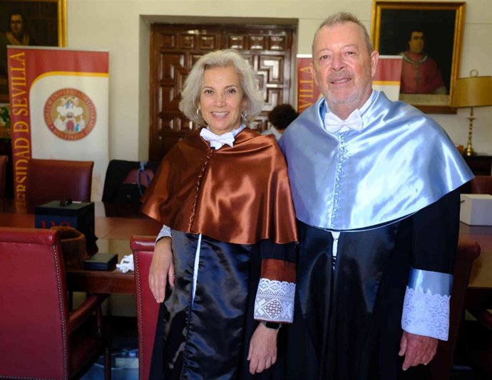 La arquitecta Carme Pinós y el geógrafo Dominik Faust, nuevos Doctores Honoris Causa de la US.