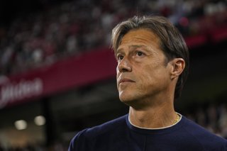 Matias Almeyda, head coach of Sevilla FC, looks on during the Spanish league, LaLiga EA Sports, football match played between Sevilla FC and Villarreal CF at Ramon Sanchez-Pizjuan stadium on September 23, 2025, in Sevilla, Spain.