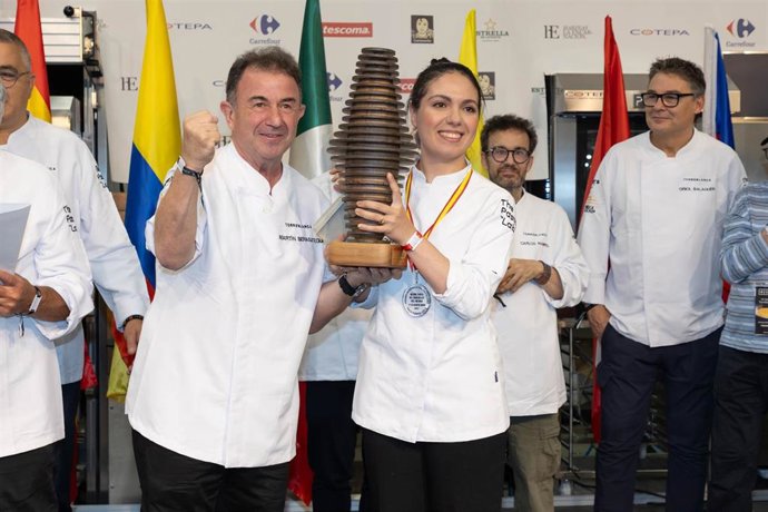 Chayma Boutkabout gana el II Premio Internacional de Alta Pastelería Paco Torreblanca a la Mejor Tarta de Chocolate
