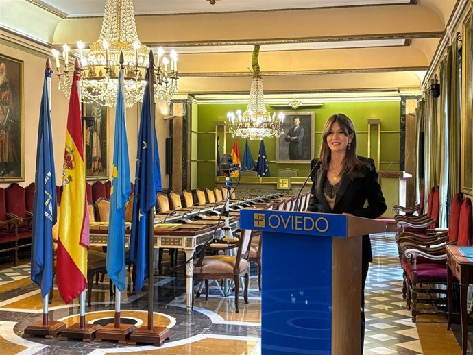 Archivo - La concejala de Economía, Transformación Digital y Políticas Sociales, Leticia González.