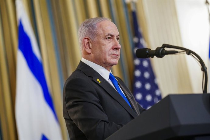 September 29, 2025, Washington, District Of Columbia, USA: Prime Minister Benjamin Netanyhu of Israel, with United States President Donald J Trump, participates in a joint press conference in the State Dining Room of the White House in Washington, DC, USA