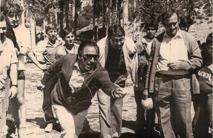 Archivo - Imagen de archivo de una partida de bolos serranos con Santiago González Santoro entre los participantes.