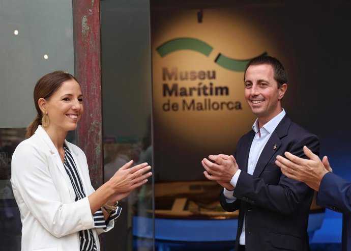 El Consell celebra el regreso del Museo Marítimo de Mallorca a ses Voltes con una multitudinaria fiesta de inauguración