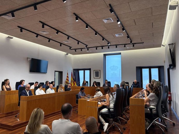 El pleno del Ayuntamiento de Ibiza aprueba la solicitud de declaración del municipio como zona afectada gravemente por la tormenta 'Ex Gabrielle'