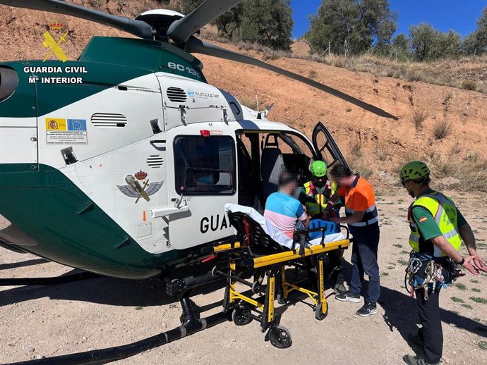 Rescate ciclista por la Guardia Civil en la Arnedillo Trail