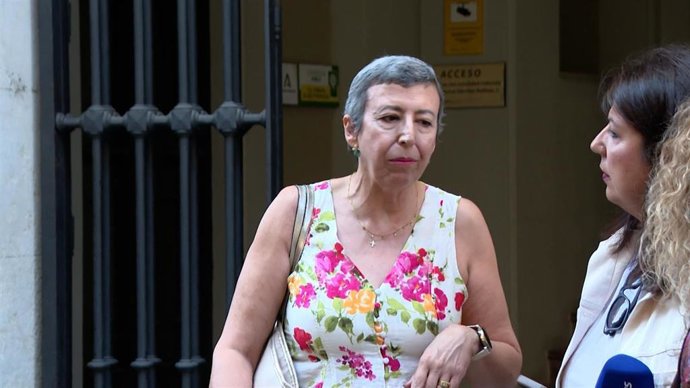 Una de las enfermas de cáncer de mama que participó en la reunión del pasado jueves con la consejera de Salud, Rocío Hernández.