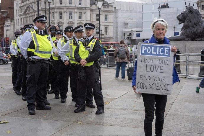 Concentración en Trafalgar Square (Londres) por Palestine Action, a 4 de octubre de 2025 