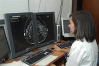 Por Andalucía exige al SAS una "revisión urgente" de los cribados de cáncer de colon y cuello de útero