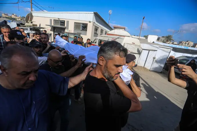Imagen de archivo de un funeral en Gaza tras un ataque israelí - /Contacto/Omar Ashtawy