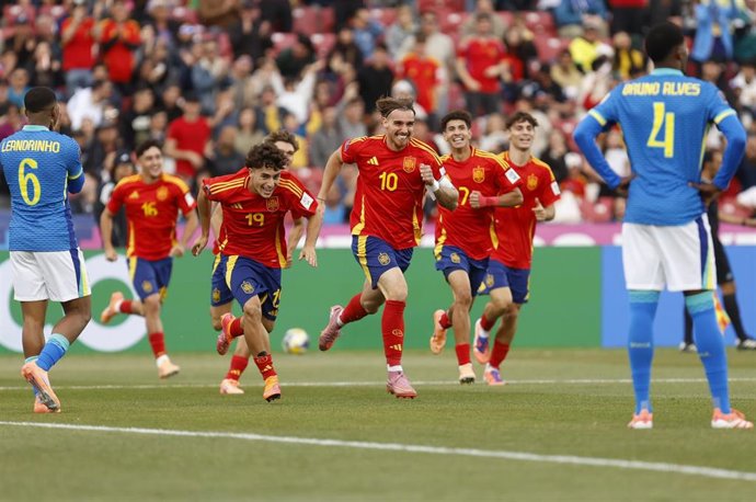 España avanza a octavos del Mundial Sub-20