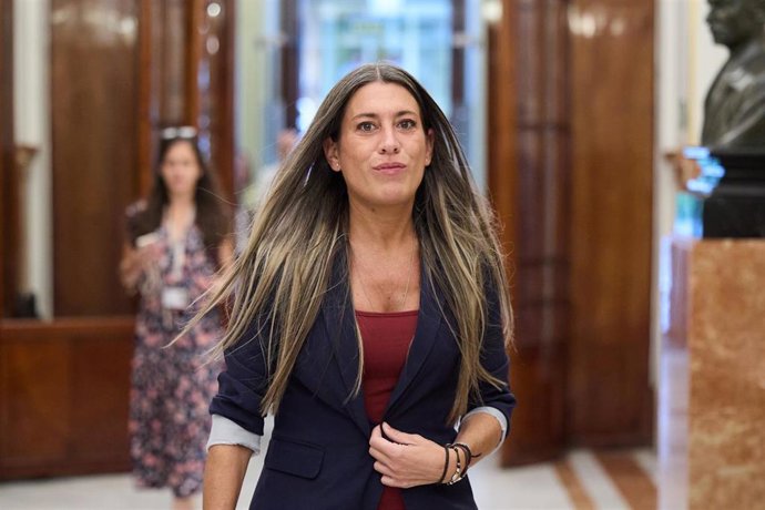 Archivo - La portavoz de Junts en el Congreso de los Diputados, Miriam Nogueras, durante el pleno extraordinario en el Congreso de los diputados, a 8 de julio de 2025, en Madrid (España). 