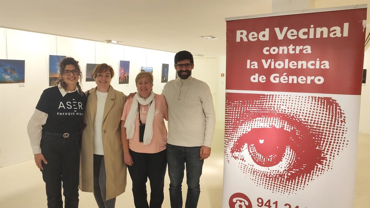  Enfoque nocturno , exposición solidaria a beneficio de la Red Vecinal contra la Violencia de Género en Santo Domingo