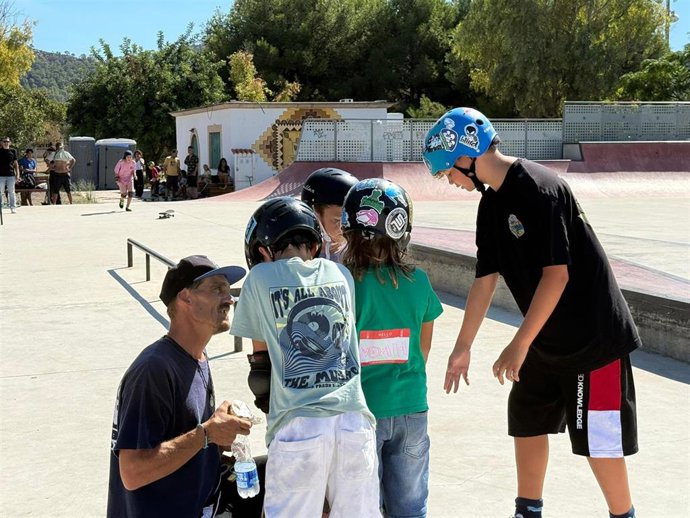 La Diada de Skate del Consell de Mallorca reúne a familias y jóvenes en una jornada de deporte urbano