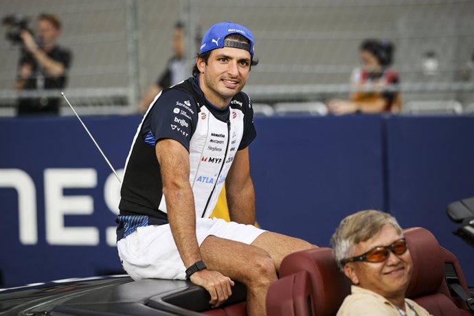 SAINZ Carlos (spa), Williams Racing FW47, portrait during the 2025 Formula 1 Singapore Grand Prix, 18th round of the 2025 FIA Formula One World Championship from October 3 to 5, 2025 on the Marina Bay Street Circuit, in Singapore - Photo Xavier Bonilla / 