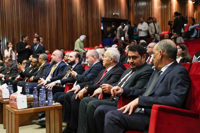 October 4, 2025, Damascus, Damascus, Syria: Members of electoral committees count ballots during Syriaâ€s first parliamentary elections since the fall of Bashar al-Assadâ€s government, in Aleppo, on October 5, 2025.