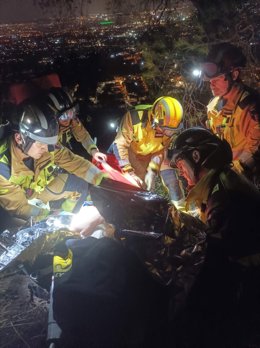 Rescatan a un joven de 16 años lesionado tras caer cuando practicaba escalada en Los Garres (Murcia)