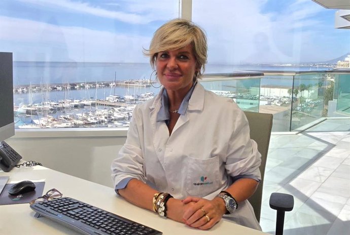 La doctora Mayca González, responsable de la nueva Unidad de Microbiota y Longevidad del Hospital Quirónsalud Marbella