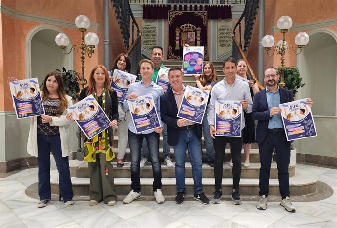 Presentación de 'Dipujoven' en la Diputación de Albacete.