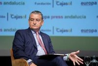 Sanz apela al "voto útil" al PP y carga contra Vox: "La mayoría de las veces terminan votando con el PSOE"