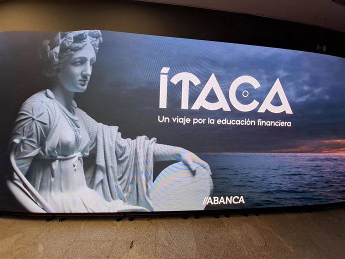 Exposición sobre educación financiera organizada por Abanca y Afundación