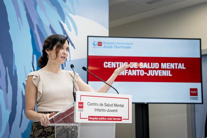 La  presidenta de la Comunidad de Madrid, Isabel Díaz Ayuso, visita el nuevo Centro de Salud Mental Infanto-Juvenil del Hospital público Universitario José Germain, a 6 de octubre de 2025