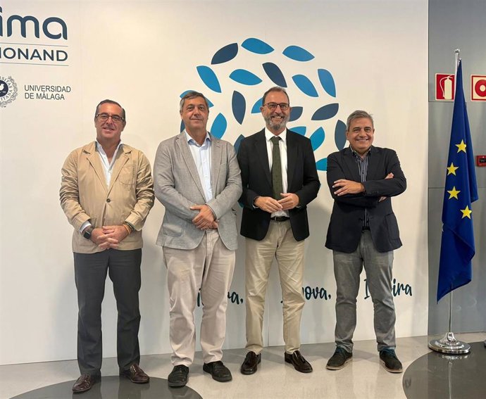 La jornada ha incidido en la importancia de la cooperación entre hospitales, universidad, atención primaria y asociaciones de pacientes para afrontar los retos de salud, reforzando el papel de Málaga como nodo estratégico de investigación biomédica.