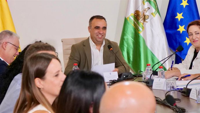 Archivo - El presidente de la Diputación de Granada, Francis Rodríguez, en una imagen reciente