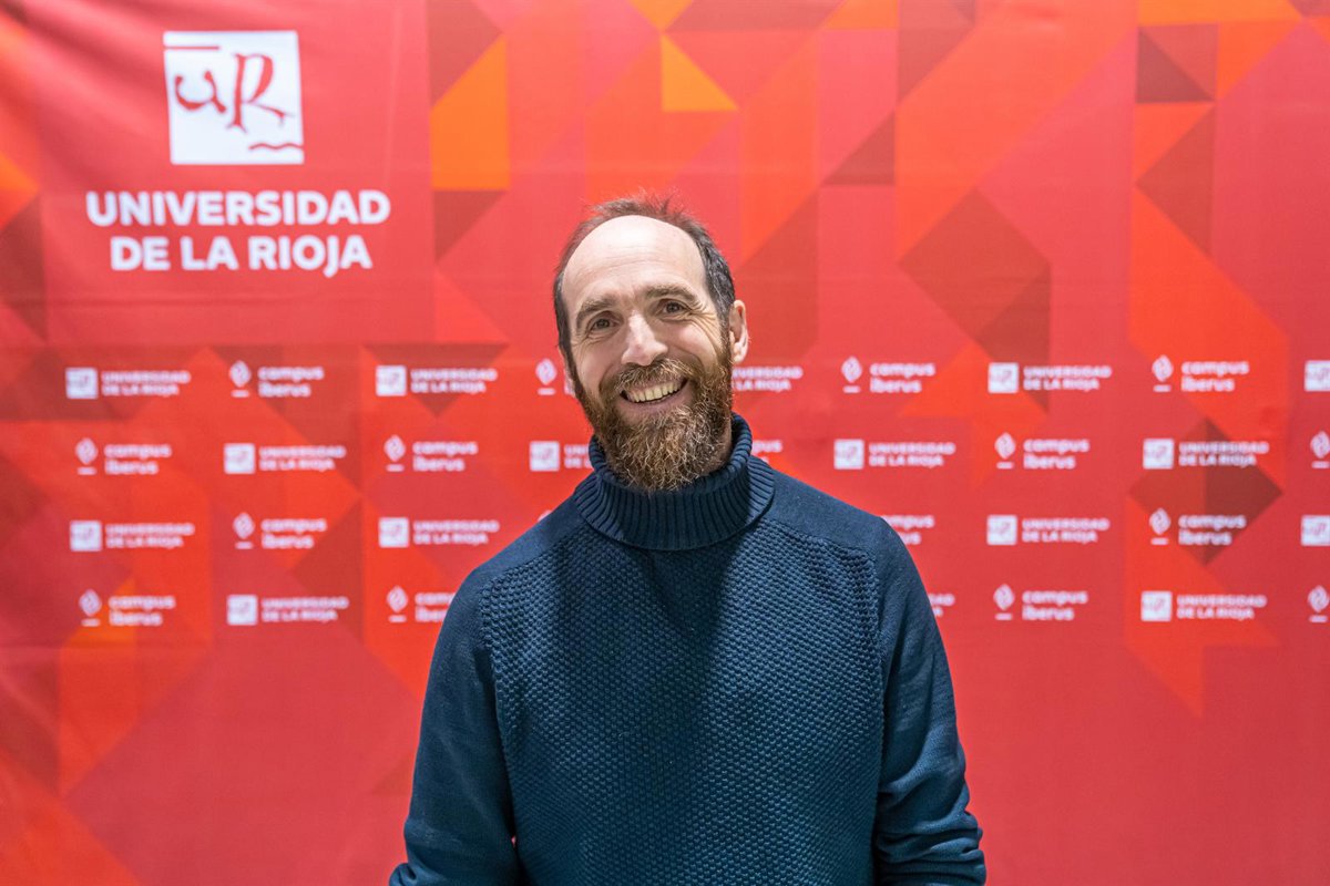 Eduardo Sáenz de Cabezón recibe hoy el Premio CSIC-Fundación BBVA de Comunicación Científica