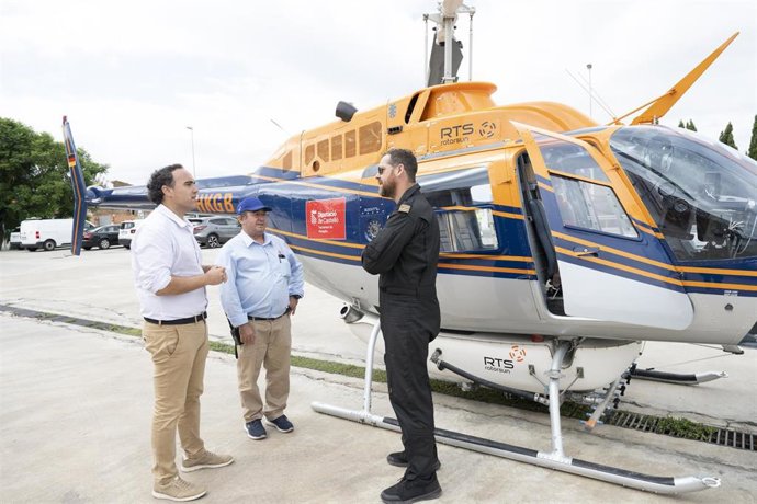 Diputación inicia los vuelos aéreos contra los mosquitos para garantizar el control de plagas en el litoral