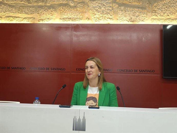 La concelleira de Educación, Míriam Louzao,