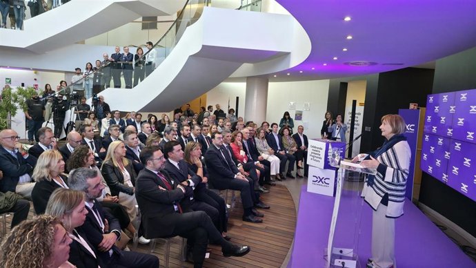 La alcaldesa de Avilés, Mariví Monteserín, durante su intervención en el acto conmemorativo del XX aniversario de DXC Technology.