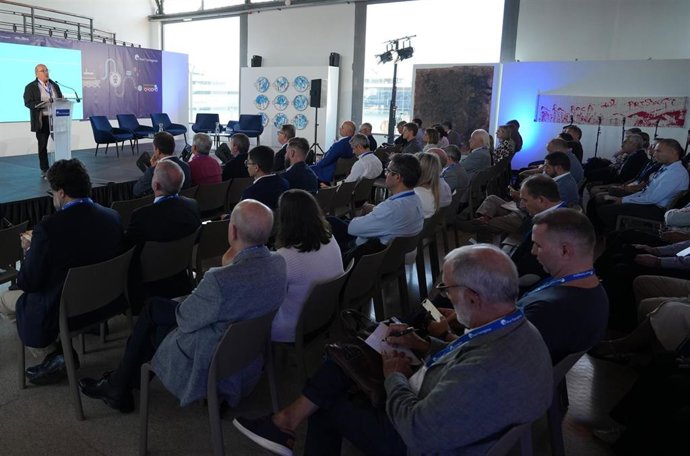 Port de Tarragona suma 175 inscripciones en su primer foro dedicado al sector eólico marino.