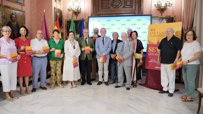 Presentación del cartel anunciador de la XVI Edición de Casas Regionales y Provinciales de Sevilla.
