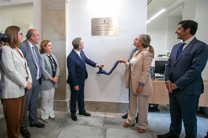 La Consejería de Hacienda estrena la remodelación de su sede que contará con iluminación artística en su fachada norte