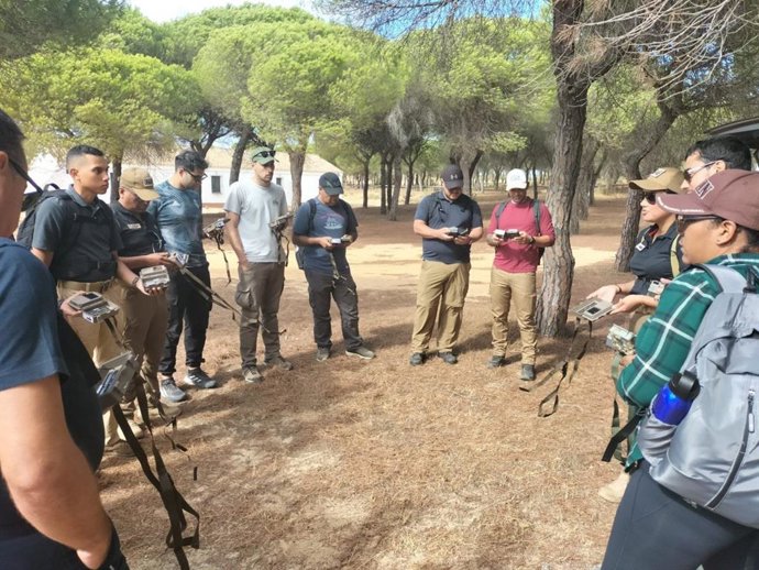 España forma a agentes de seis países iberoamericanos en la lucha contra el tráfico ilegal de especies.
