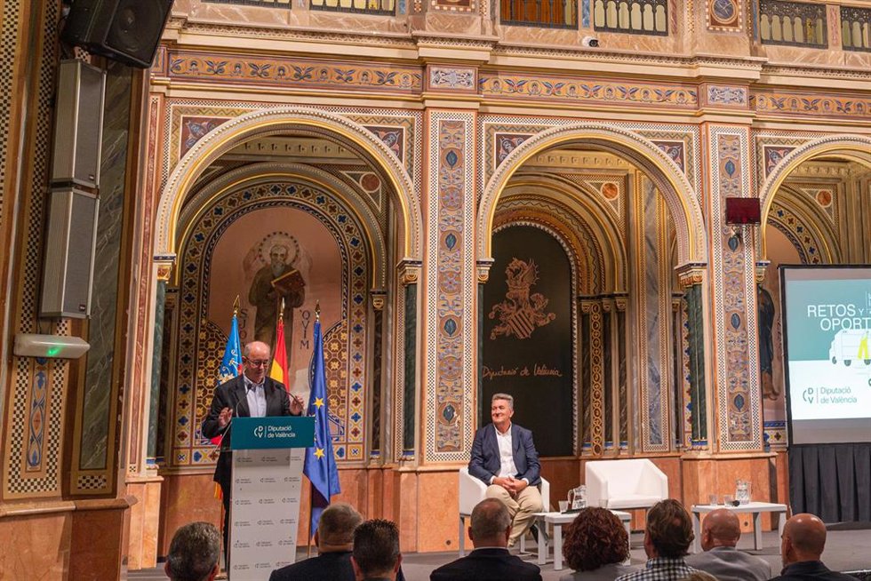 La Diputación refuerza su "compromiso" con los municipios para una gestión de residuos "más eficiente"