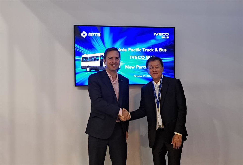 Iveco entra en el mercado de Malasia con su filial de buses a través de una alianza con la firma APTB