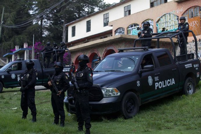 Archivo - Imagen de archivo de la Policía de México durante un operativo contra miembros del Cártel de Sinaloa. 