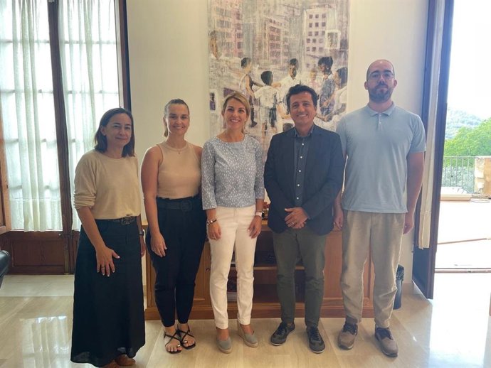 El Ayuntamiento de Andratx y el Colegio de Arquitectos de Baleares impulsan la reforma del Teatro de Sa Teulera