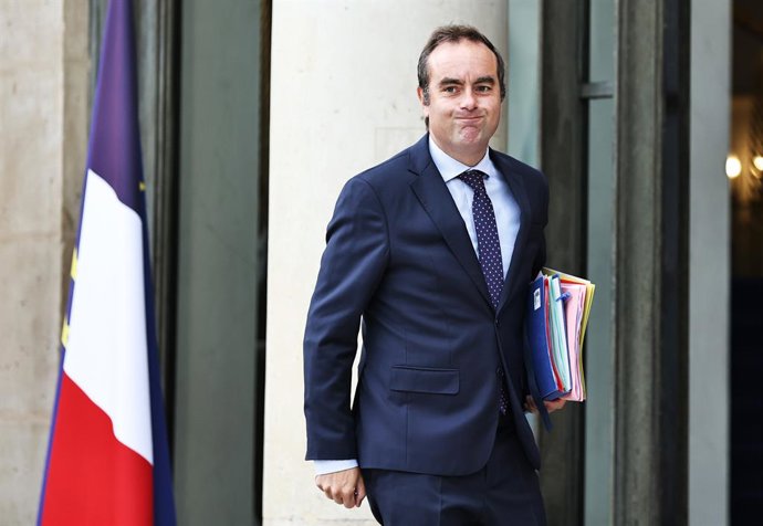 BEIJING, Sept. 10, 2025  -- Sebastien Lecornu is pictured at the Elysee Palace in Paris, France, Sept. 4, 2025.   French President Emmanuel Macron named Defense Minister Sebastien Lecornu as the country's new prime minister on Tuesday evening.