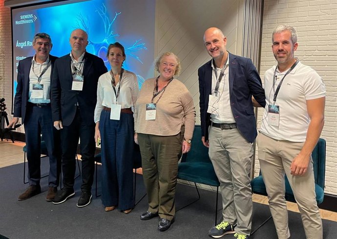 Participantes en la jornada 'Biomarcadores: el valor del enfoque multidisciplinar en las patologías neurológicas'.