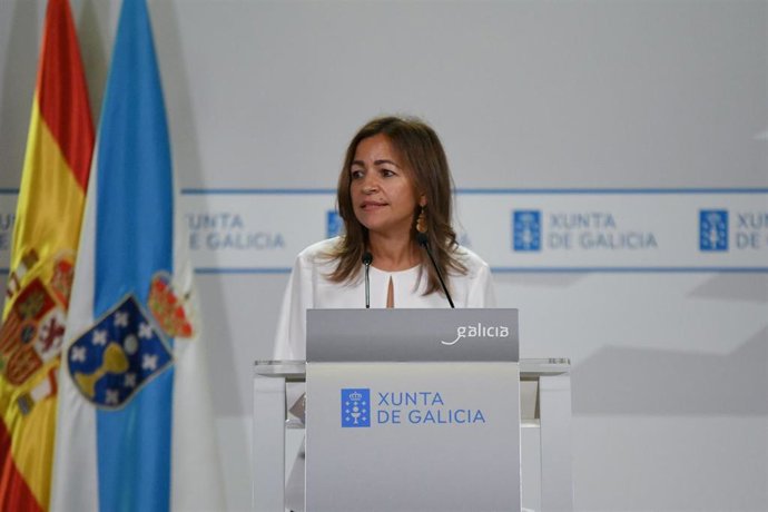La conselleira do Mar, Marta Villaverde, explica las ayudas al sector de la acuicultura en la rueda de prensa posterior al Consello de la Xunta.