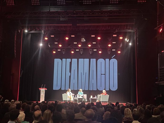 Presentación de 'Difamació' de Eva Piquer