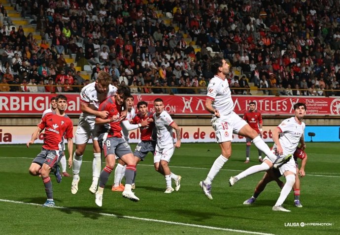 Cultural y Deportiva Leonesa-Albacete Balompié