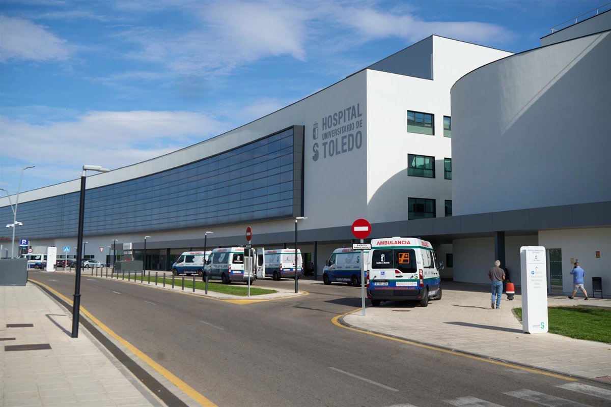 Trasladado al hospital un hombre herido por arma blanca en Torrijos