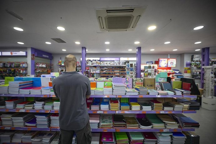 Archivo - Cuadernos y demás material escolar