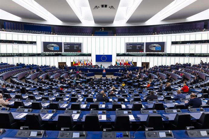 Archivo - 05 October 2022, France, Strasbourg: A general view of a plenary session in the European Parliament. Photo: Philipp von Ditfurth/dpa
