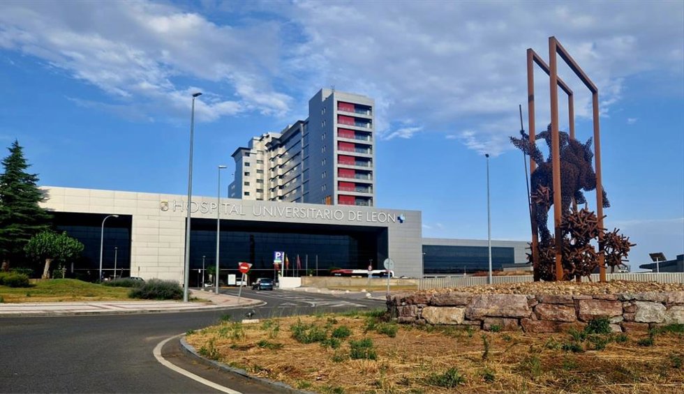 Archivo - Complejo Asistencial Universitario de León (Caule), donde fue operado el paciente al que la Junta deberá indemnizar.